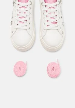 Barbie X Aldo Sneakers - Baskets Basses - Pink -Chaussure Belle Promos Boutique 1571575ebb5548409492fb6d1af3638c