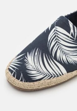 Pier One Unisex - Espadrilles - Dark Blue -Chaussure Belle Promos Boutique 2434d4031c89494b93e7b492169b9010
