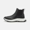 Clarks Atltrekupwp - Boots À Talons - Black