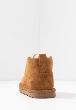 Ugg Neumel - Boots À Talons - Chestnut -Chaussure Belle Promos Boutique 307bd8efa468488b9cff2306c1954546
