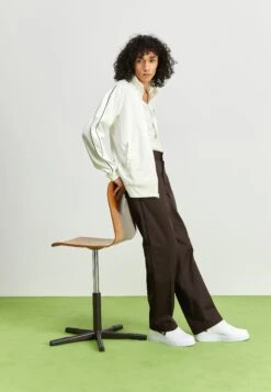 Nike Sportswear Air Force 1 Unisex - Baskets Basses - White/Ash/Black/Light Silver/Bright Mandarin -Chaussure Belle Promos Boutique 4ba924bdbc4b478abc0dd9012d84dd5b