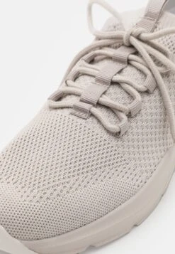 Pier One Unisex - Baskets Basses - Beige -Chaussure Belle Promos Boutique 6e40edd5041a4d1cb0aad01f83a747c2