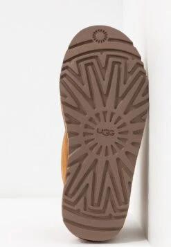 Ugg Neumel - Boots À Talons - Chestnut -Chaussure Belle Promos Boutique 70969a2ac1944a81a2eeb360eb7eeb28