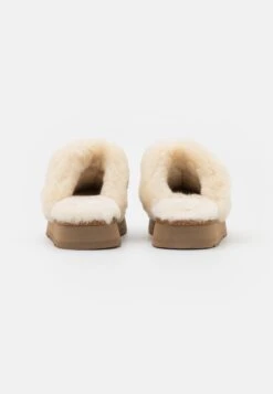 Ugg Disquette - Chaussons - Chestnut 13 Ugg Disquette - Chaussons - Chestnut -Chaussure Belle Promos Boutique 7ad139fafb204b06939c1bed1b37bd51
