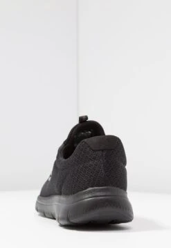 Summits Wide Fit - Baskets Basses - Black 12 Summits Wide Fit - Baskets Basses - Black -Chaussure Belle Promos Boutique 92eced107e9d429ca5d03fa30f9728ad