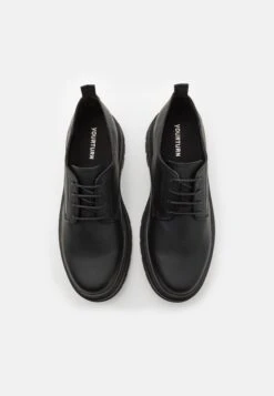 YOURTURN Unisex - Derbies - Black 9 YOURTURN Unisex - Derbies - Black -Chaussure Belle Promos Boutique 9fa49796f65c4877931c82951cb9937c