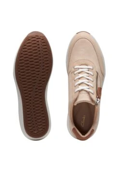 Clarks Baskets Basses - Off White -Chaussure Belle Promos Boutique c8ed66171a67416591d3a5f2afbbba22