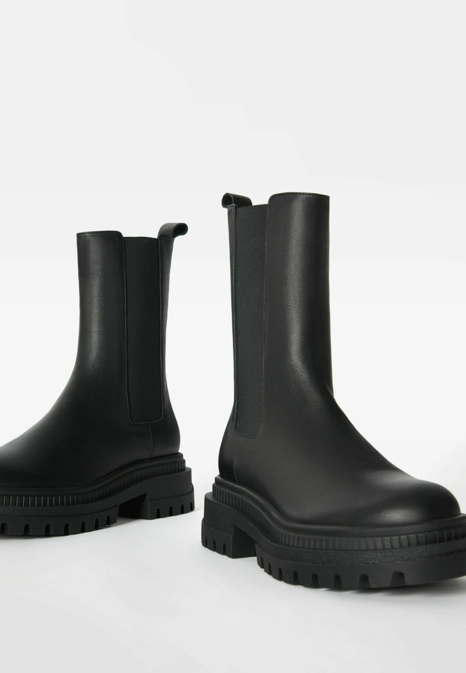BERSHKA Flat With Elastic Gores - Boots À Talons - Black 7 BERSHKA Flat With Elastic Gores - Boots À Talons - Black – Image 7