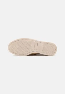 Pier One Leather Unisex - Chaussures Bateau - Beige -Chaussure Belle Promos Boutique df77dd037ba746e7a11c216a0cf8dae9