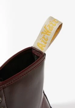 Dr. Martens Winchester Ii Boot 1460 Vegan - Bottines À Lacets - Cherry -Chaussure Belle Promos Boutique e86539ef1e514ab380327b8f64968092